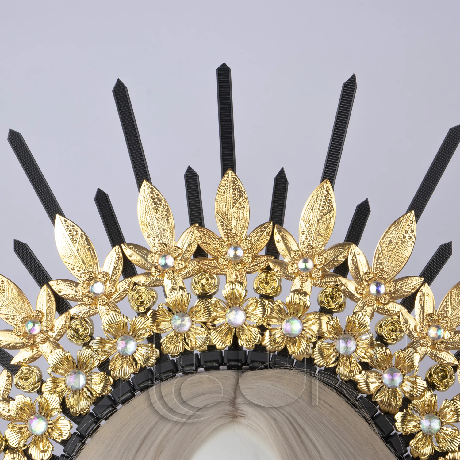 Gothique Lolita or foncé à pointes Halo couronne casque vierge marie déesse du soleil Nylon Zip coiffure Halloween chapeaux accessoires