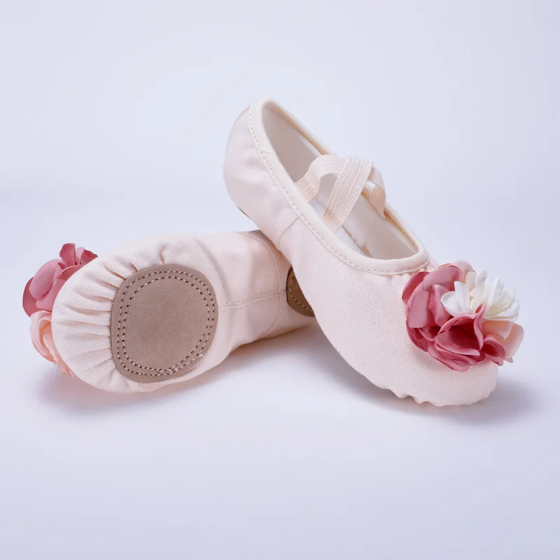 Baletki z płótna z dużą różą, miękka podeszwa, lekkie, klasyczne buty do tańca, kształt kociego pazura, baletki dla dziewcząt, baleriny.