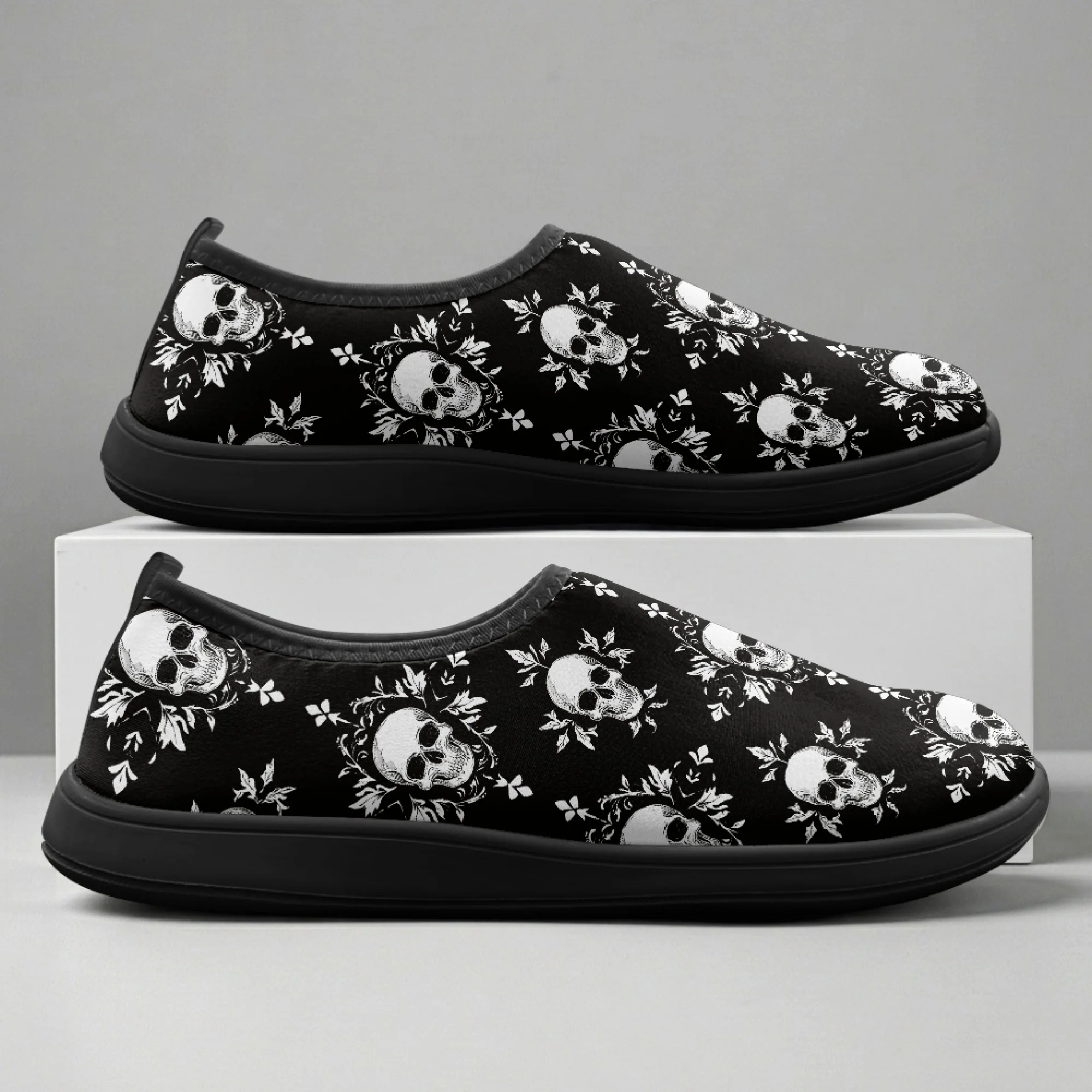 

XIXIRIMIDO Slip-on Wide-toed Shoes Skull Men's Breathable Mesh Shoes Womens Fashion Summer Sneakers Walking Shoes 36-46