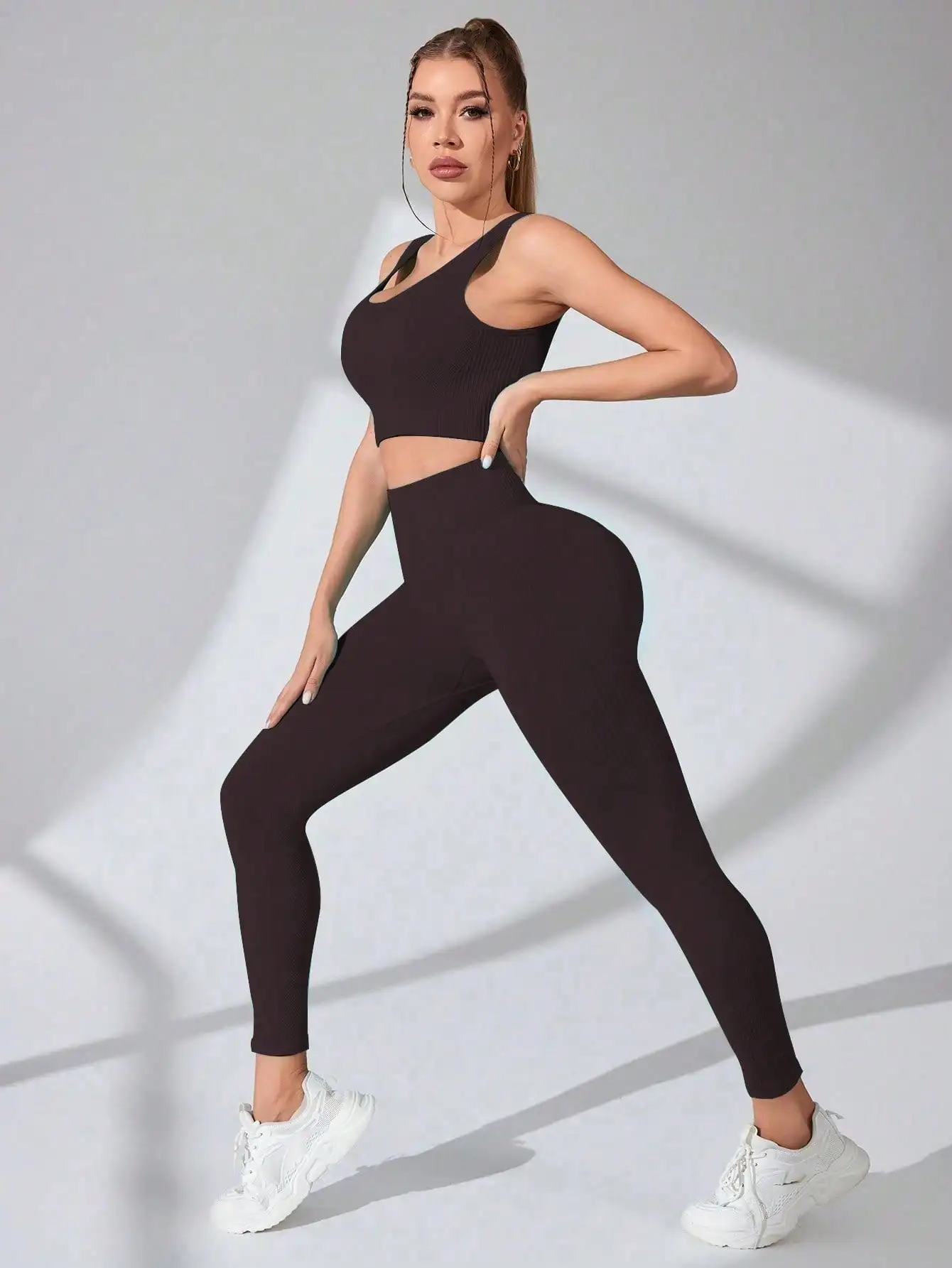 Damen-Trainingssets, 2-teilig – nahtlose Yoga-Leggings und Sport-BH mit überkreuzten Trägern, Fitnessstudio-Outfits, Activewear-Matching-Set – Detail 12