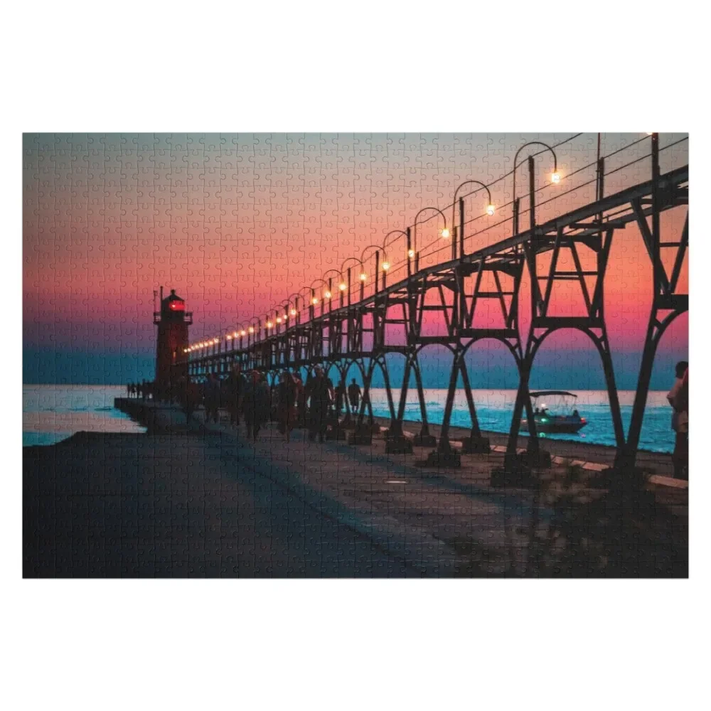 

Blue Hour at the South Haven Lighthouse Jigsaw Puzzle Wooden Boxes Picture Puzzle