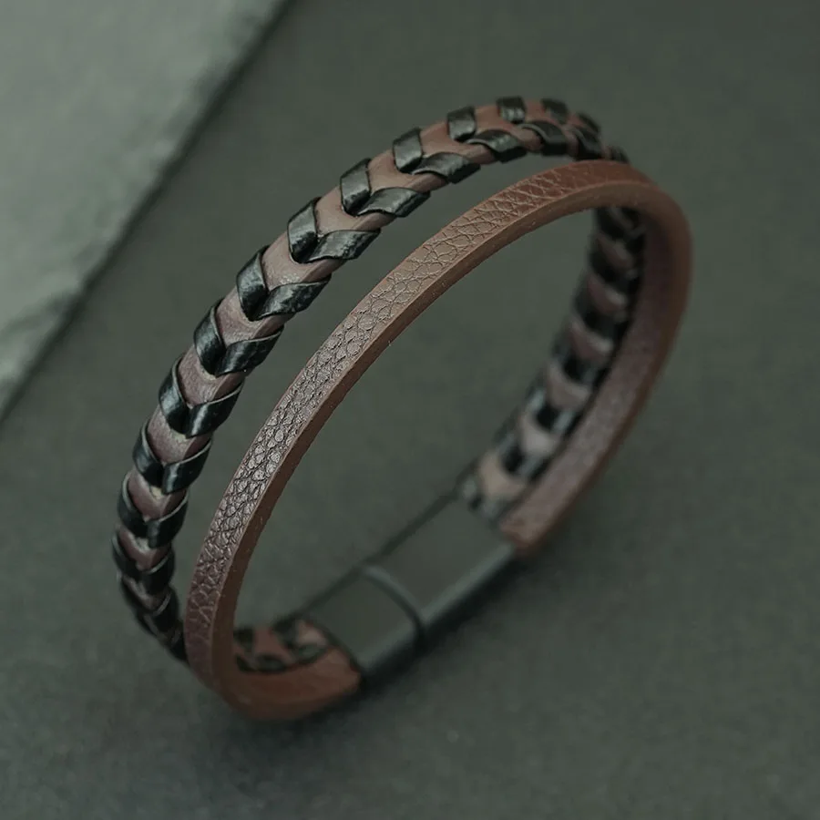 Herren-Armband aus doppellagigem Leder mit Magnetverschluss, geflochtenes Armband, stilvoller Schmuck, Geschenk für Freund, cooles Accessoire