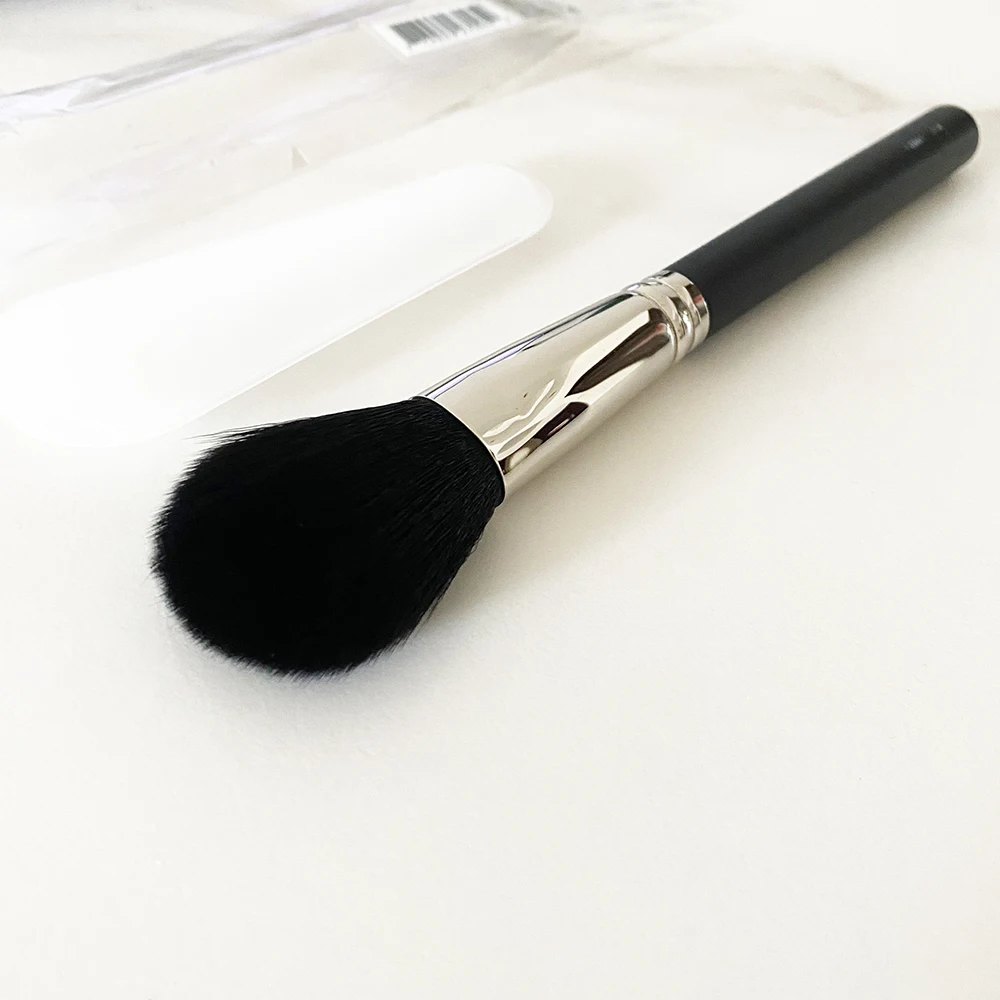 129S Synthetic Powder Blush Makeup Brush - Medium Sized Cosmetics Setting Brush Tool