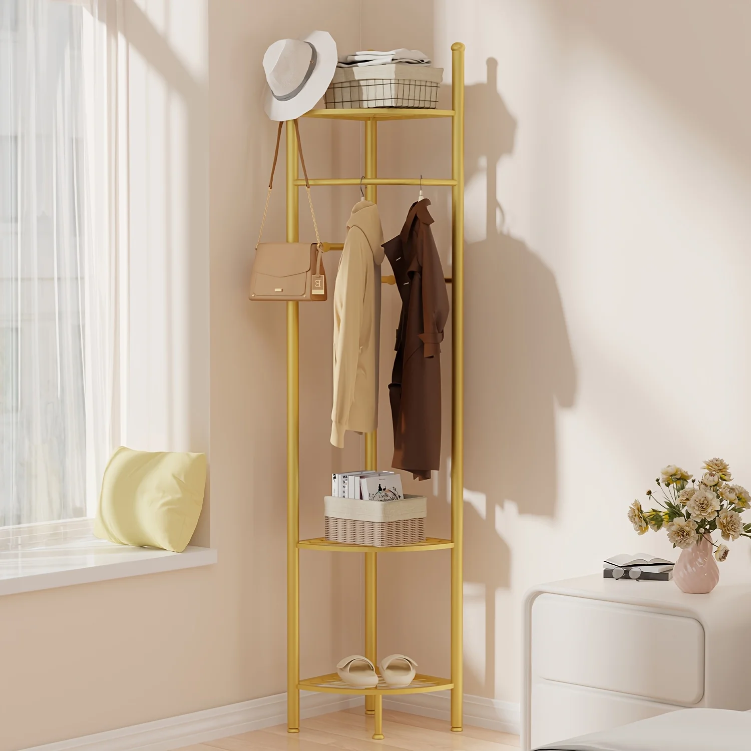

68.5 Inch Metal Corner Coat Racks Golden Clothing Racks Hall Tree Freestanding Garment Rack with Hooks , Living Room