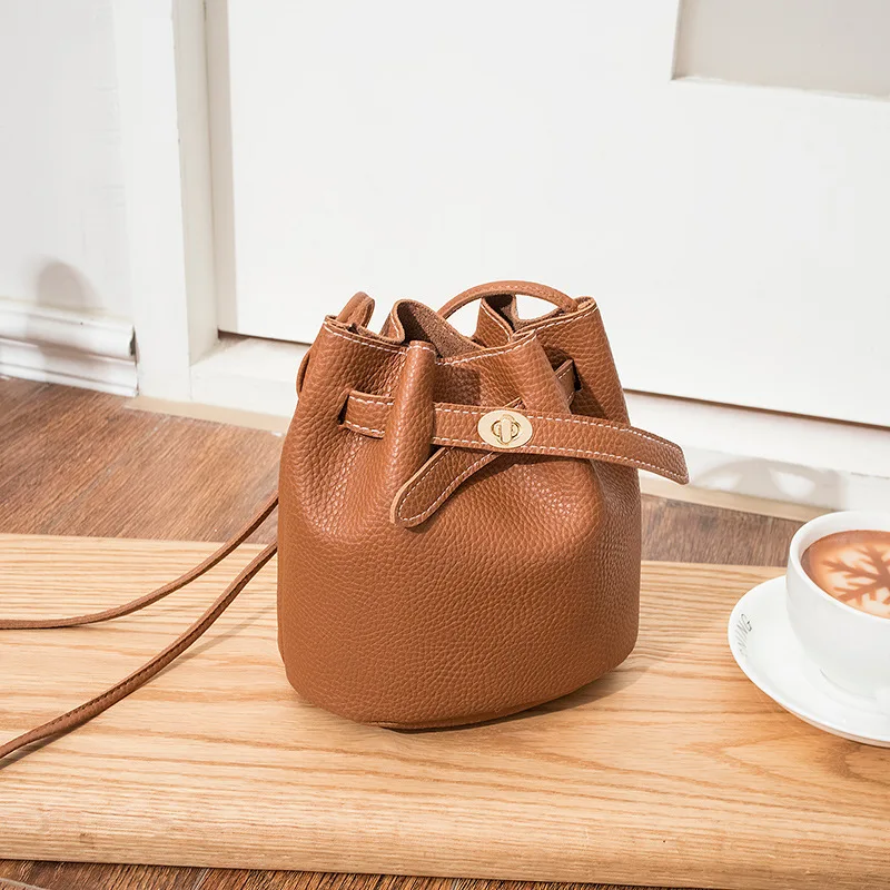 

Litchi Pattern Women's Bucket Bag with Lock Cylinder Crossbody Small Mobile Phone Bag New Fashion Shoulder Bag for Ladies