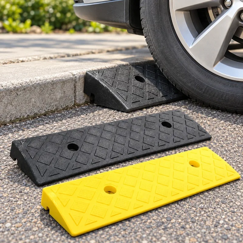 40mm Plastic Kerb Ramp 1/2/3/4PCS Non-Slip Threshold Ramp for Cars Bicycles Wheelchairs Outdoor Driveways Curbs Going Uphill
