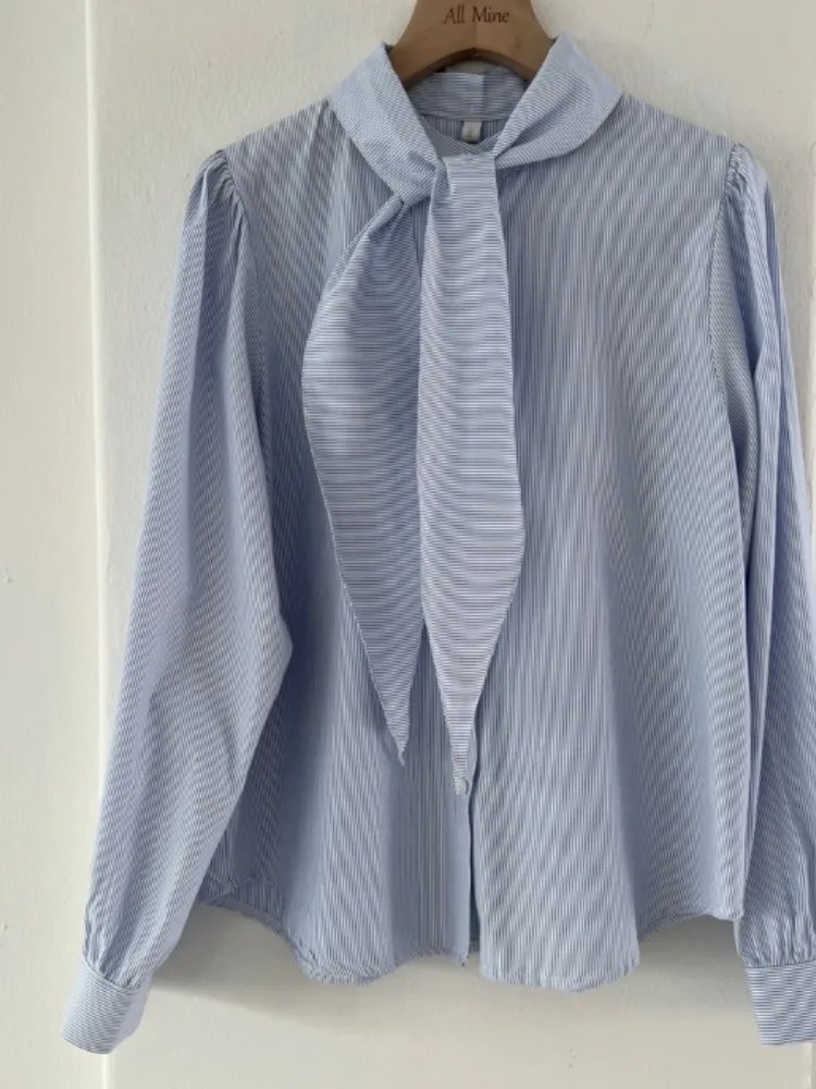 

Chic Autumn Winter Stripe Casual Long Sve Stand Collar Sa Design Loose Women's irt Reducing Age Quali Aosphere