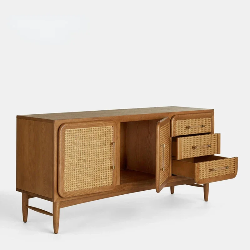 

Шкафчик для хранения из массива дерева