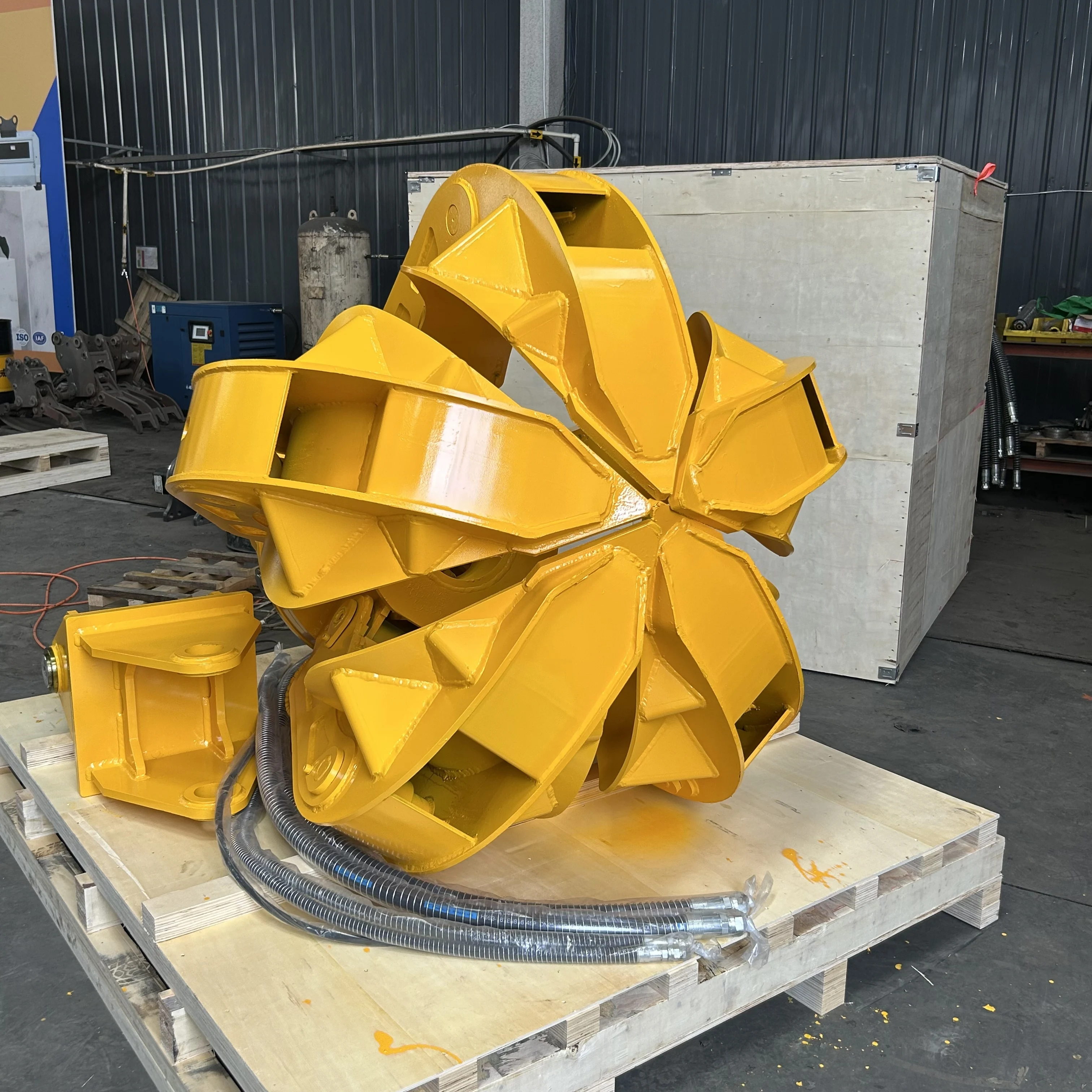 New Design ISO Hydraulic Orange Peel Grapple 360 Rotating Multi Jaw Scrap Grab With Double Pin For 5-47 Ton Excavator Waste