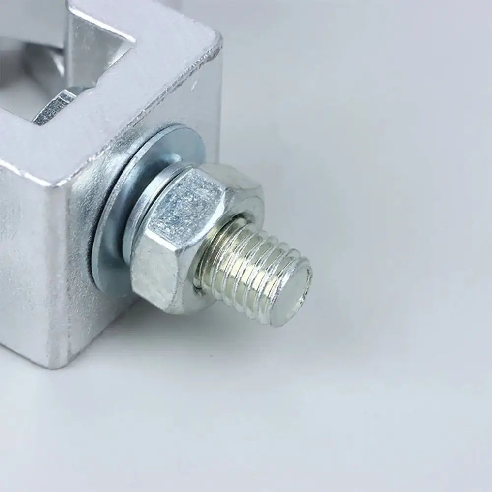 1Pcs Aluminum Alloy Stage Lights Truss Clamp Clip Bracket 18-21mm 38-52mm DJ Light Clamps Silver Quick Release Lamp Hanger Hooks