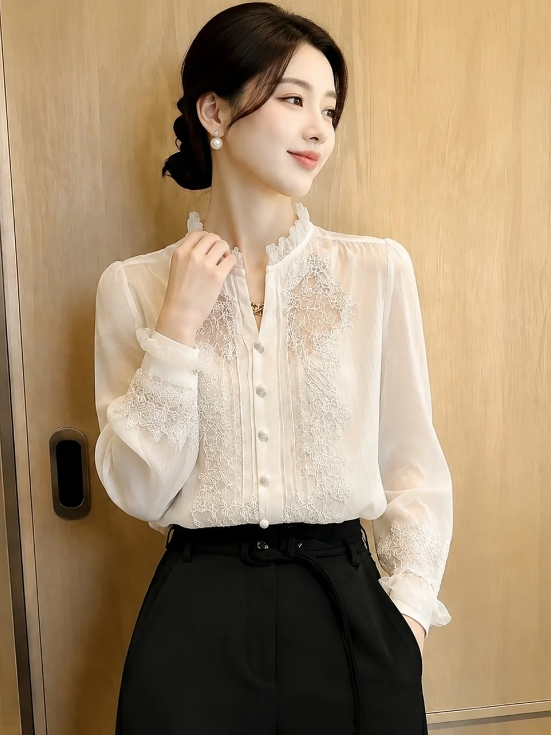 Elegant Lace Shirt Long Sleeve Commute Women's Fashion Design Sensation Versatile Straight Cut Korean Style Silk Top