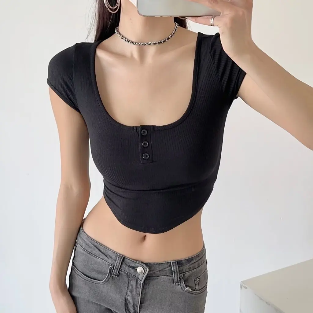 

Women's Slim-fit Crop Top European And American Style Three-button Hedge Design U-neck Short-sleeved T-shirt for Summer