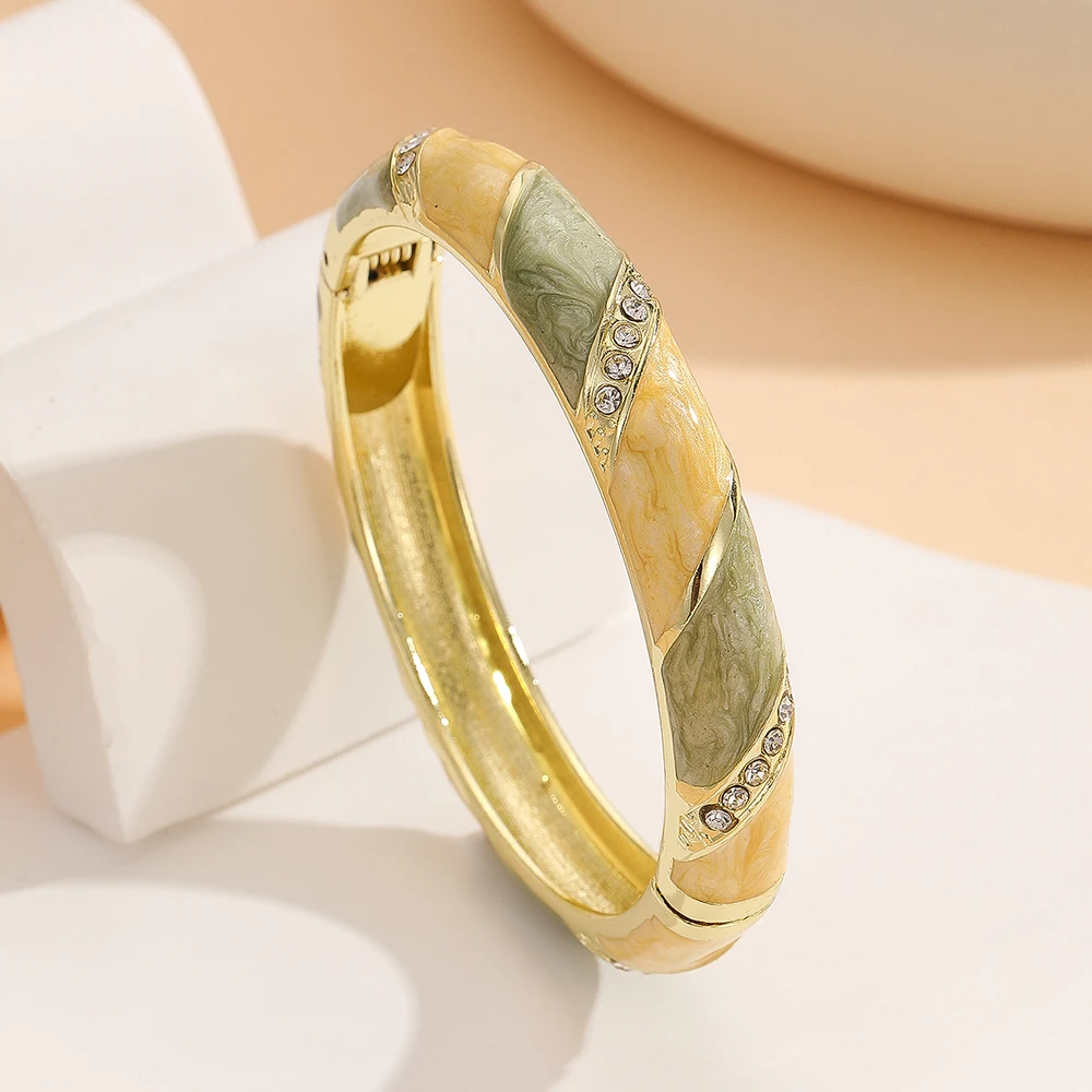 

Fashion style gold plated rhinestone pattern enamel cloisonne bracelet bangle jewelry gift item for girls women