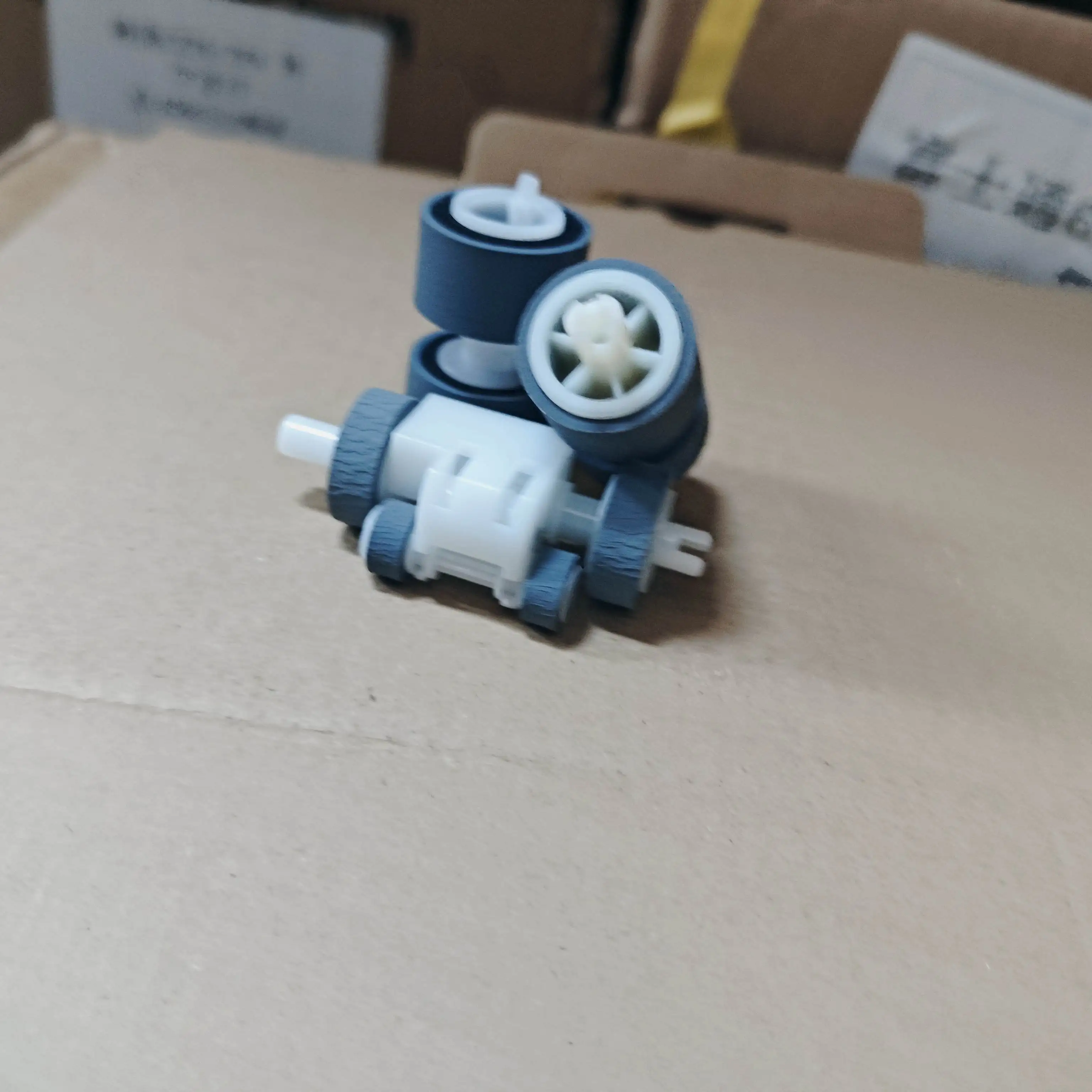 

5X B12B813561 B12B819381 Комплект ролика подачи захвата в сборе для сканера EPSON DS-510 DS-520 DS-560 DS-410 DS-510N DS-520N