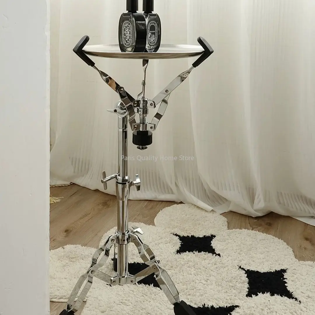 사이드 테이블 원형 디자인 이미지