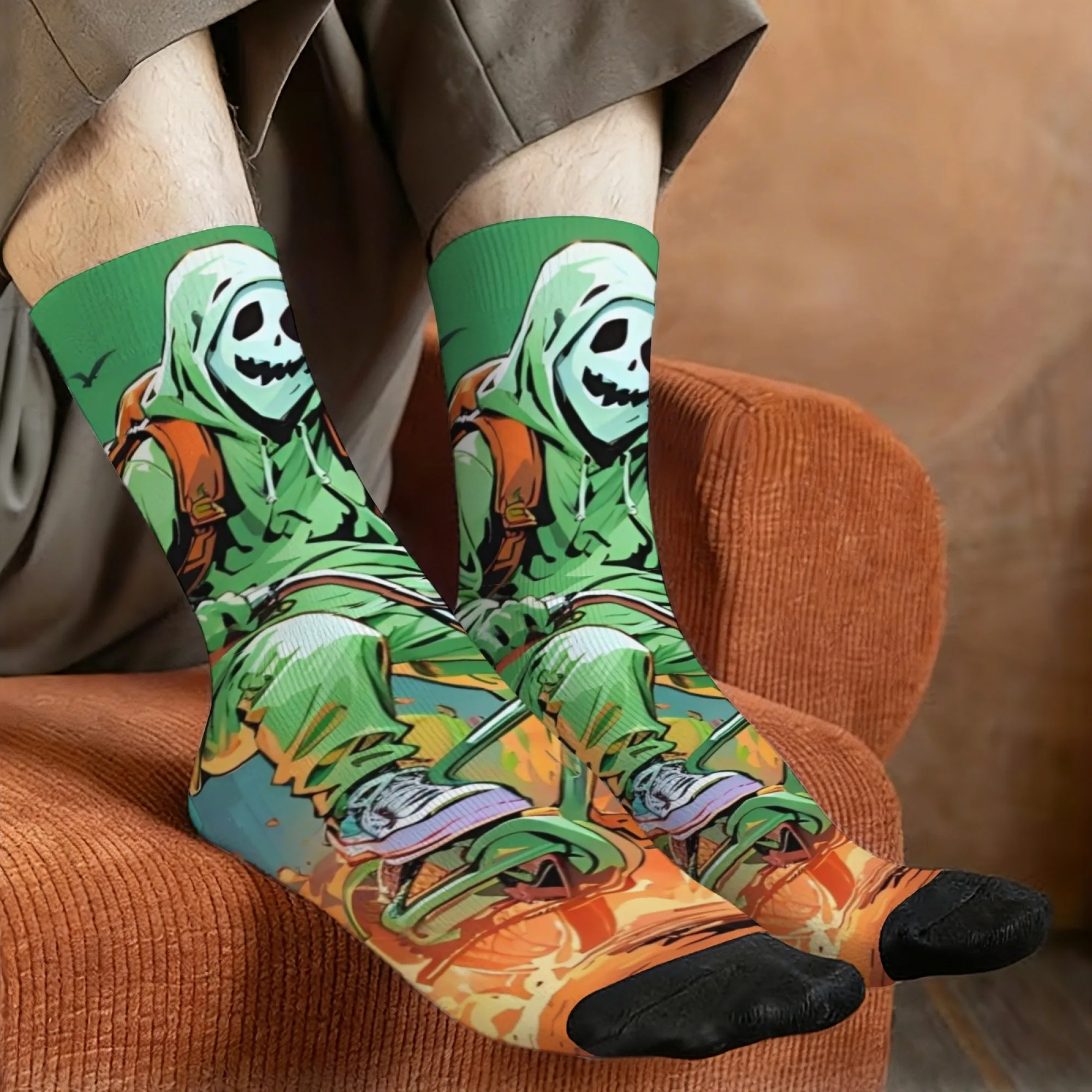 Harajuku Retro Skull Cycling Theme Men's Socks: Novel Street Style, Dark Hip Hop, Casual Socks, Fun and Crazy Party/Holiday Gift
