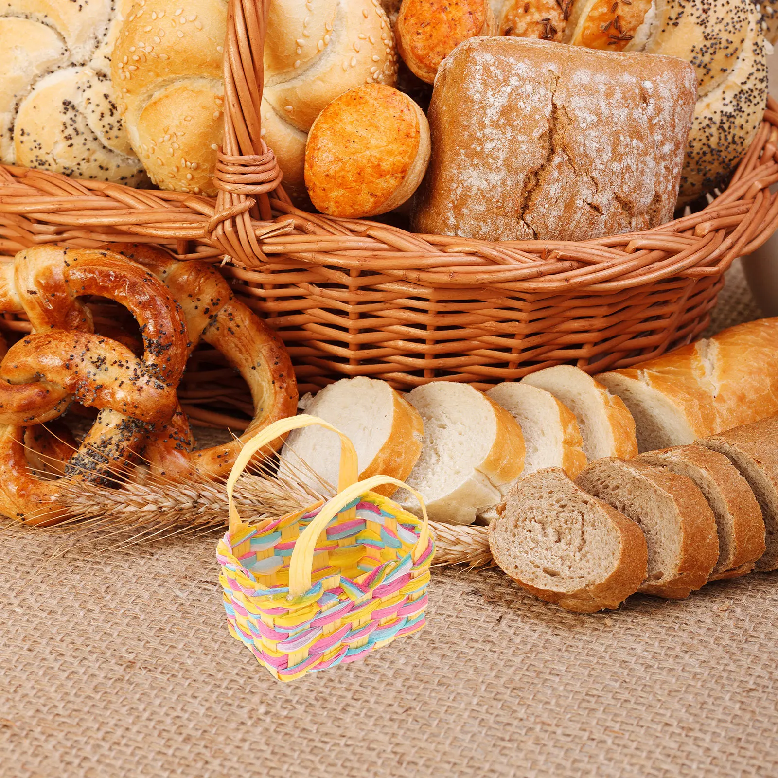 4Pcs Miniature Woven Basket Set Mini Tote Style Baskets for Party Favors DIY Craft Storage Mini Flower Basket Candy Holder