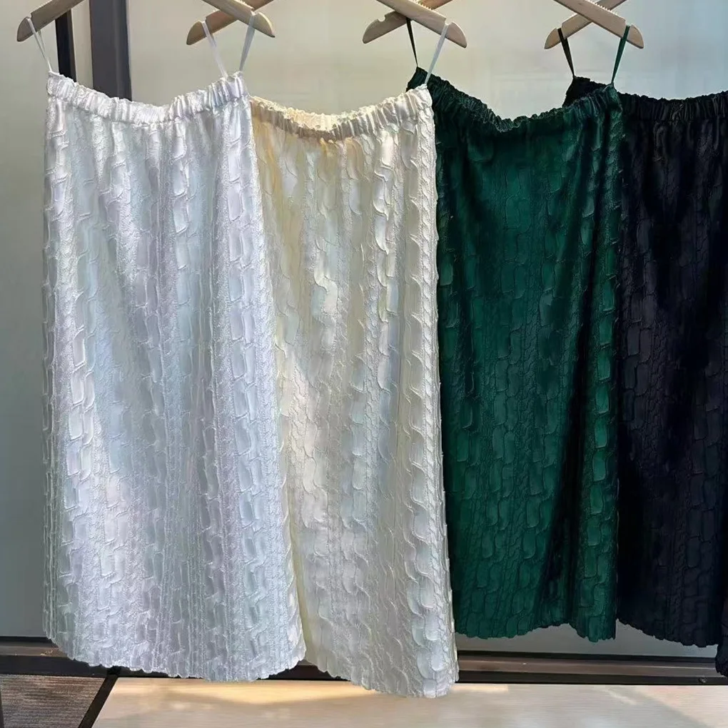 

Юбка-полусолнце Miyake с плиссировкой, весна-лето 2026, женская, средней длины, с эластичным поясом, вышитая, А-силуэт, плиссированная