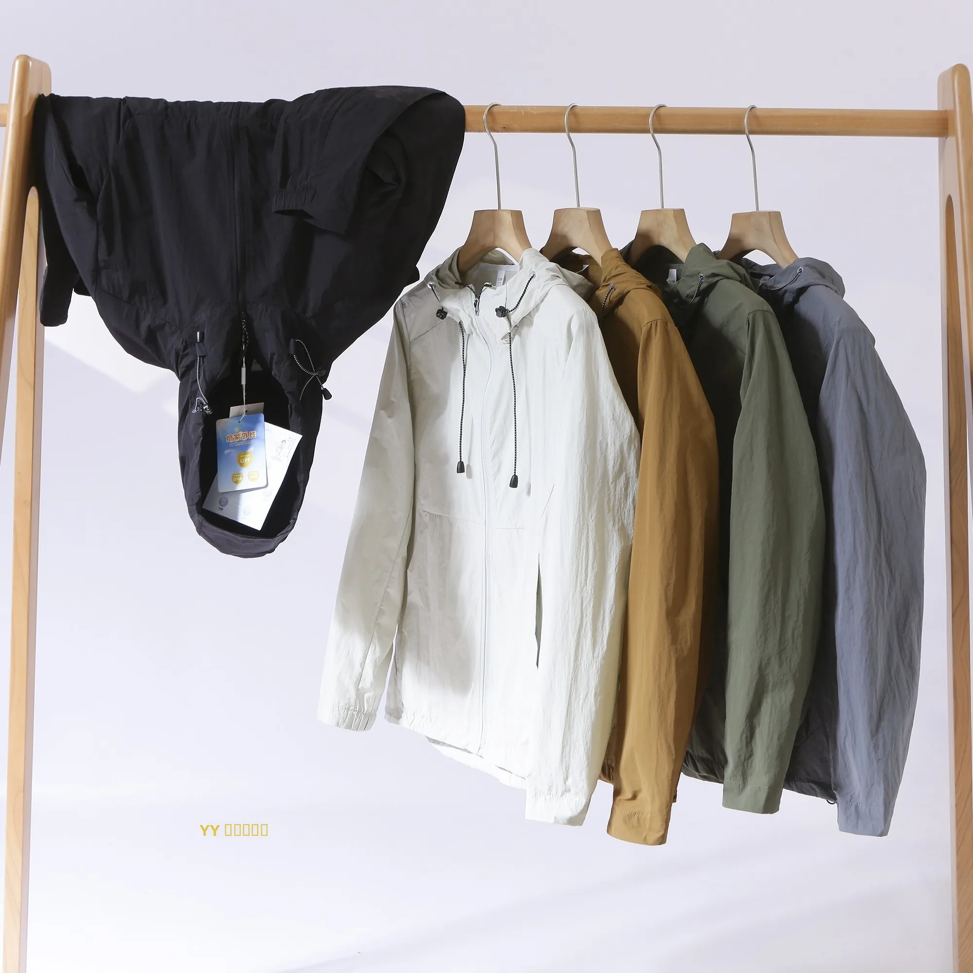 

Outdoor Lightweight Breathable Sun Protection Clothing Skin irt Casual Summer Couple Jaets UPF50 Mountain Series Function