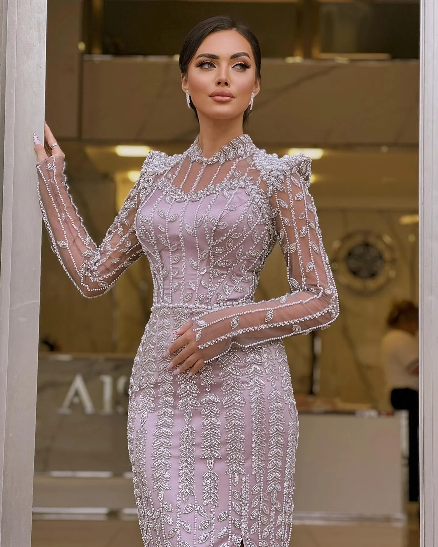 Customized Temperament Satin Evening Dresses Formal Crew Neck Long Sleeves Homecoming Dress Sparkly Special Occasion Gowns