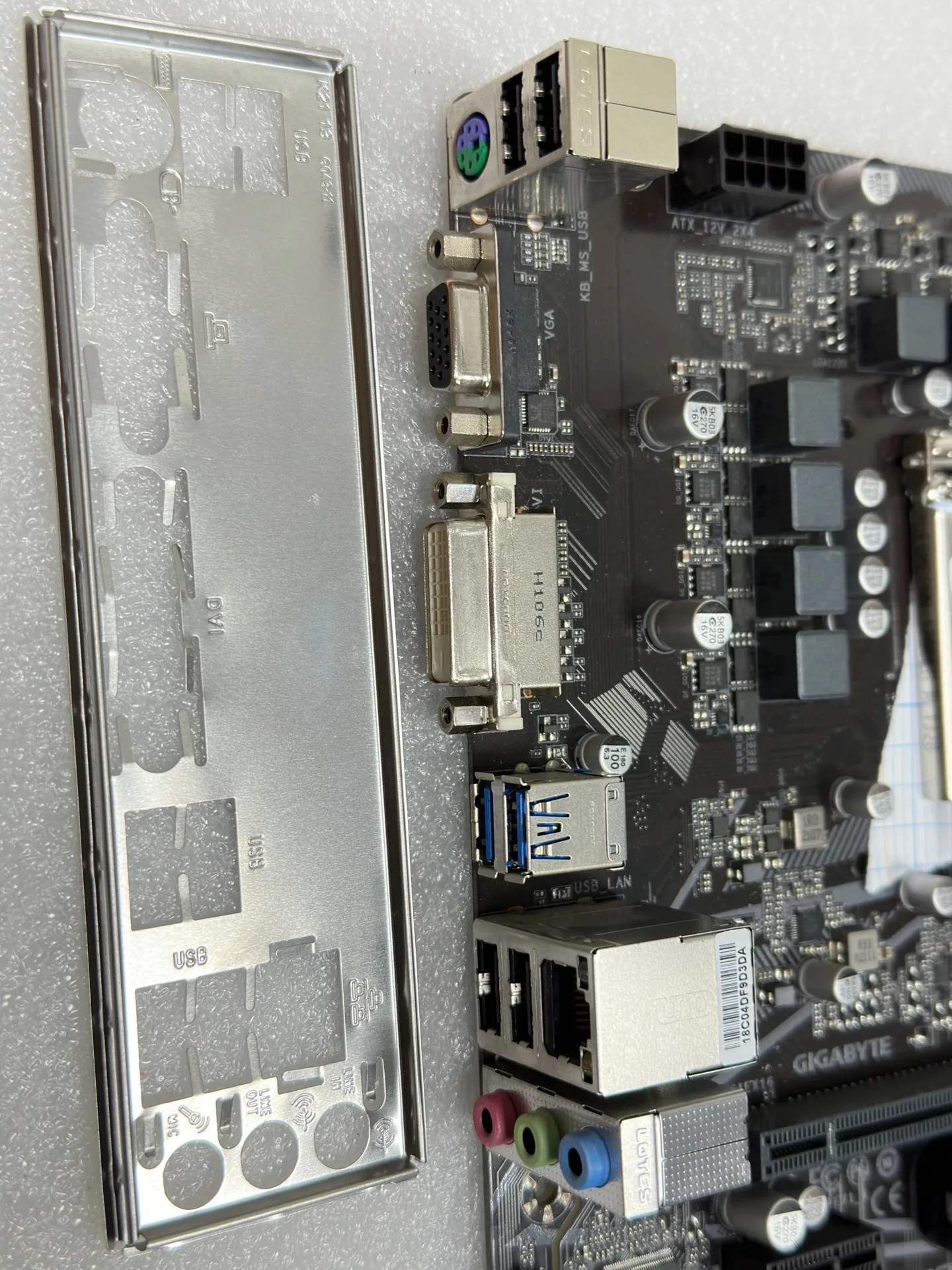 Рисунок 3 - Материнская плата известного бренда-H510M DS2V