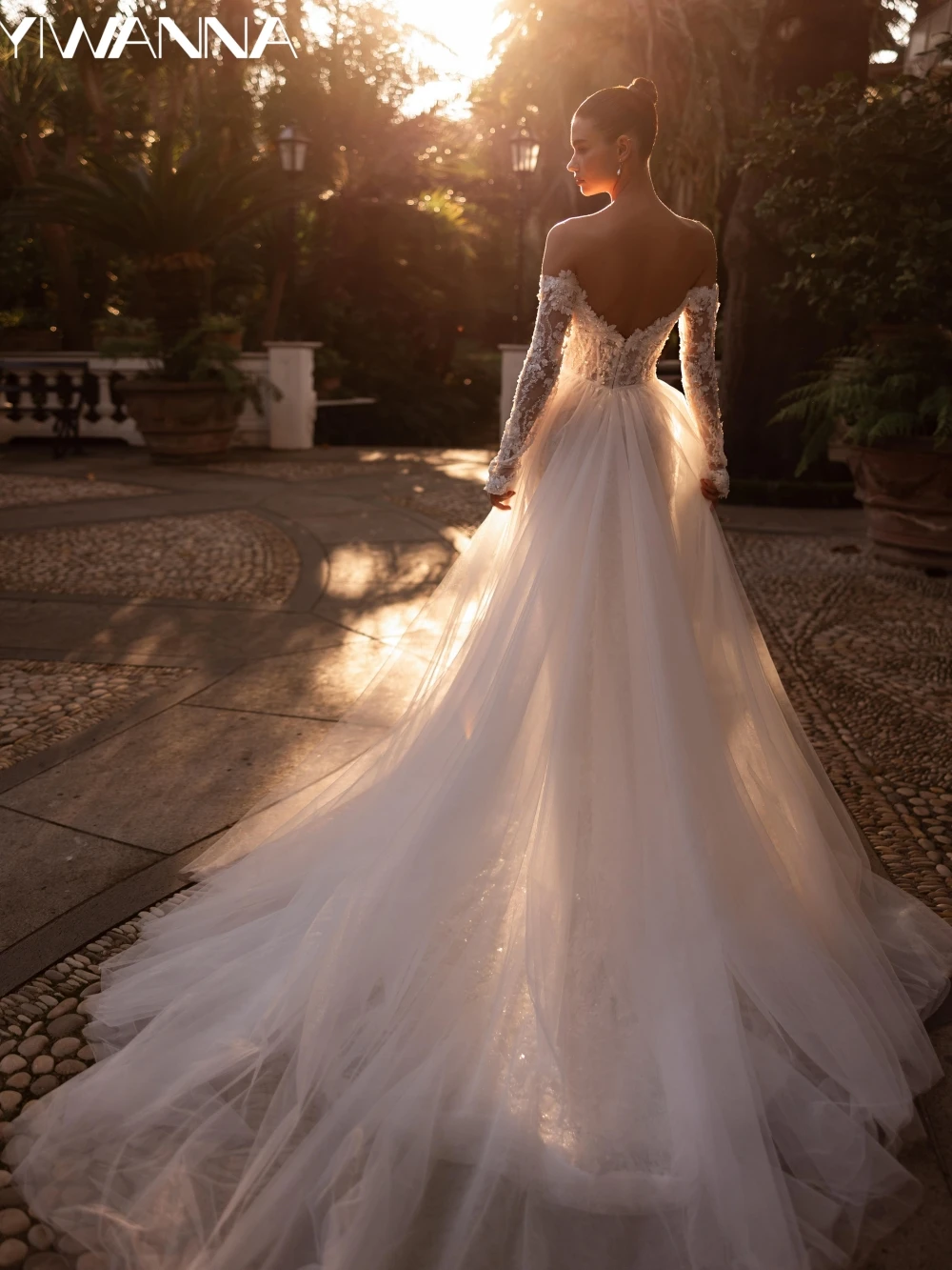 Vestido de novia largo de sirena con cuentas de lujo, vestido de novia con Apliques de encaje sin tirantes, vestidos de tren desmontables personalizados para novia 2025