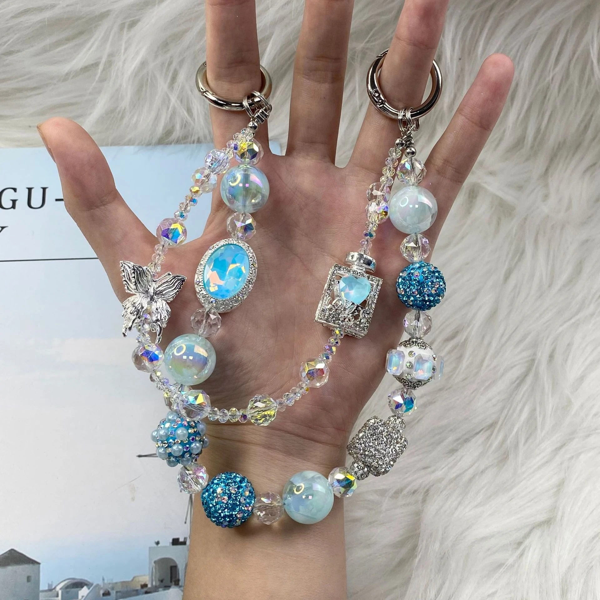 

Light Luxury Style Fashion Perfume Bottle Butterfly Pendant Beaded Chain for Phone Charm, Bag and Keychain