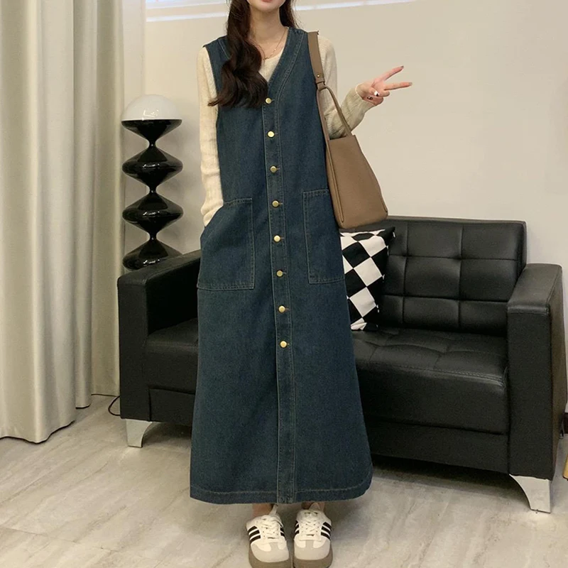 

2024 Autumn Maternity Denim Dress Sleeveless Vintage Sundress Long Loose Pregnant Woman Tank Dress Casual Pregnancy A-line Dress