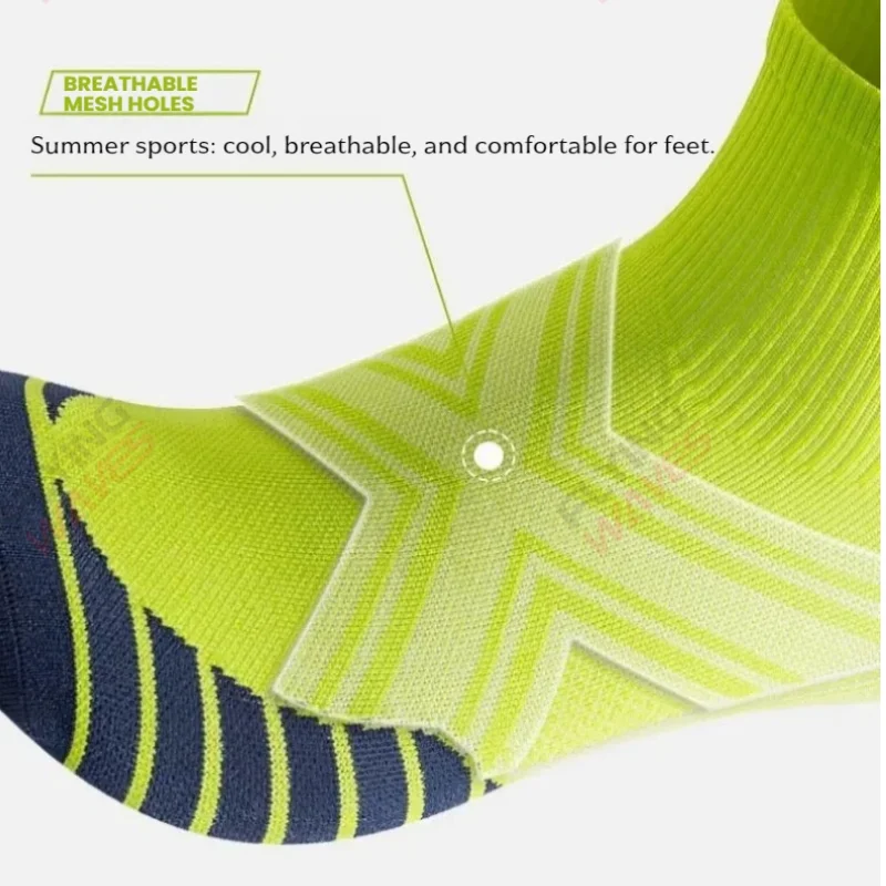 2 Pairs Professional Marathon Running Socks for Men Anti Slip Breathable Speed Drying Socks Sweat Absorbing Short Tube Socks