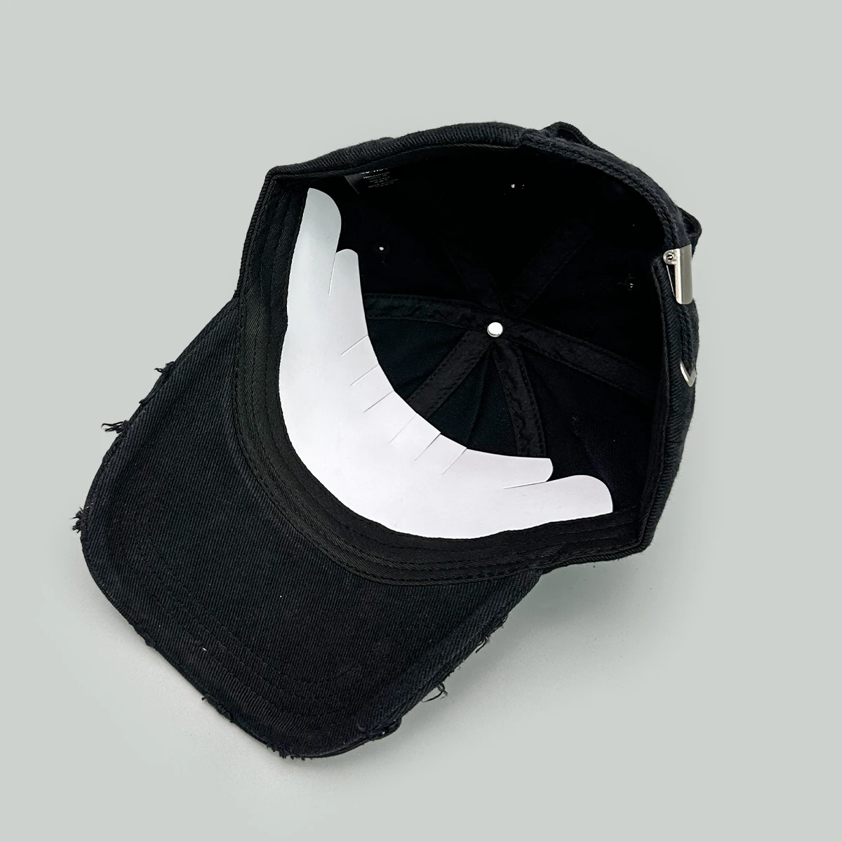 Czapki bejsbolówki w stylu \"broken style\" z motywem osobistym, nowe unisex, przeciwsłoneczne, uniwersalne, postarzane, hip-hopowe, modne czapki z daszkiem na zewnątrz.