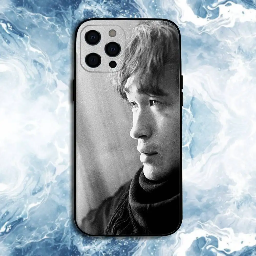 Funda de teléfono Viktor Tsoi Singer para iPhone17,16,15,14,13,12,11 Plus,Pro Max, funda negra de silicona suave