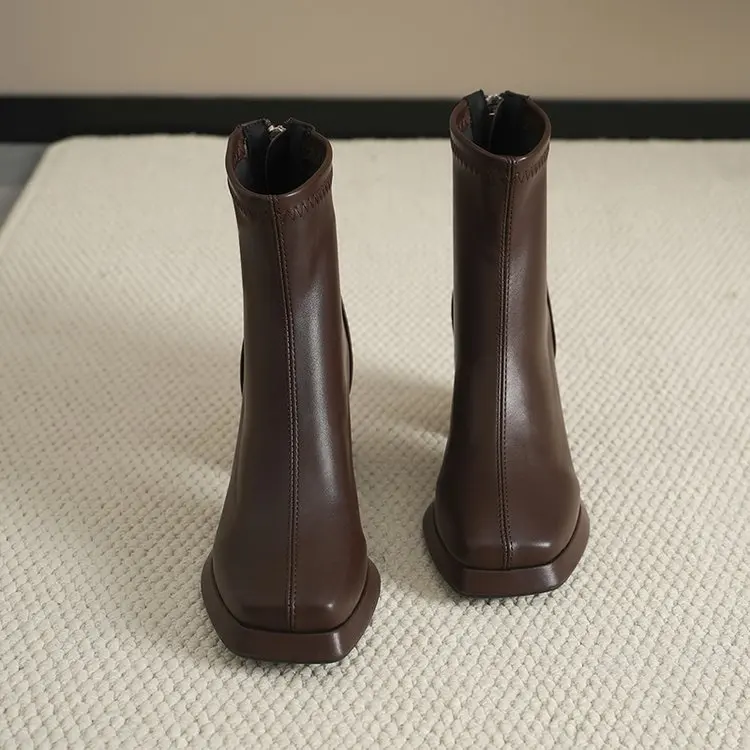 Damen Plateau-Stiefeletten mit eckiger Spitze, Reißverschluss hinten und Blockabsatz – Modische kurze Stiefel – Detail 14