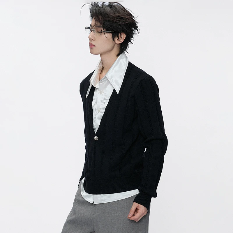 LUZHEN 2026 New Stylish Fake Two Piece Design Satin Shirts V-neck Knitted Pullover Men's Handsome Elegant Casual Sweater JY9532