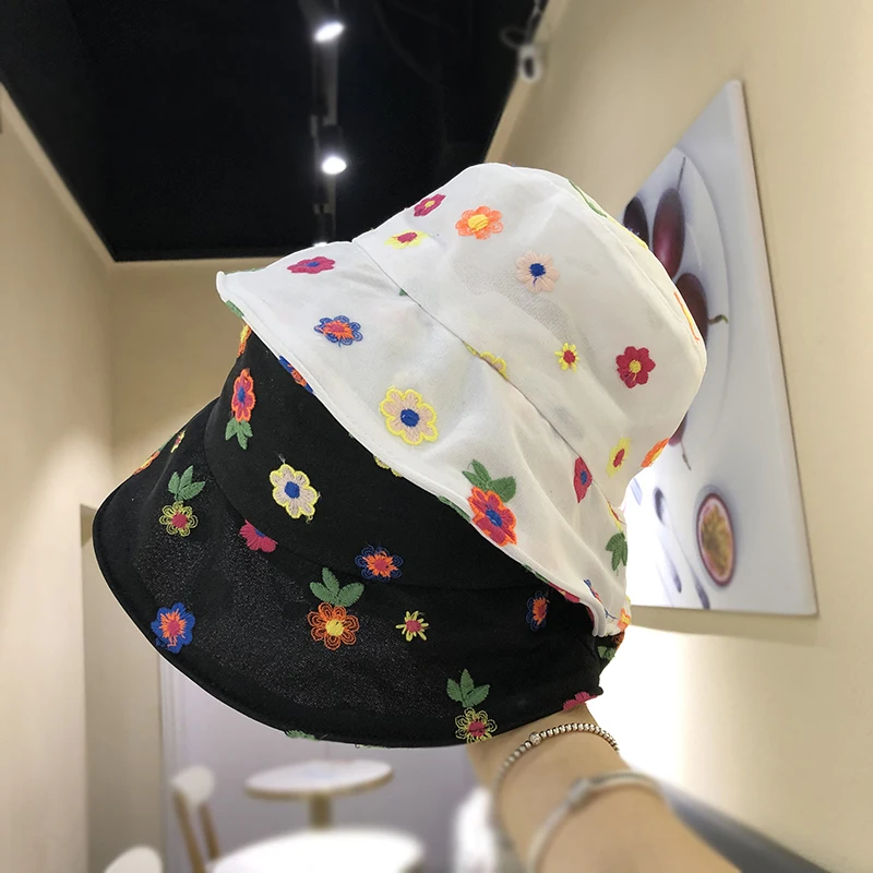 2023 Design Flower Embroidery Bucket Hat for Women Fabric Spring Sports Outdoor Sun Hat Breathable Cotton Summer Sun Hat Chapeau