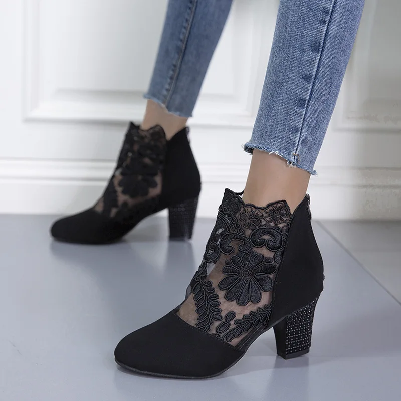 

New Women Lace Mesh High Heel Sandal Boots European Style Round Toe Thick Heel Roman Plus Size Sandals