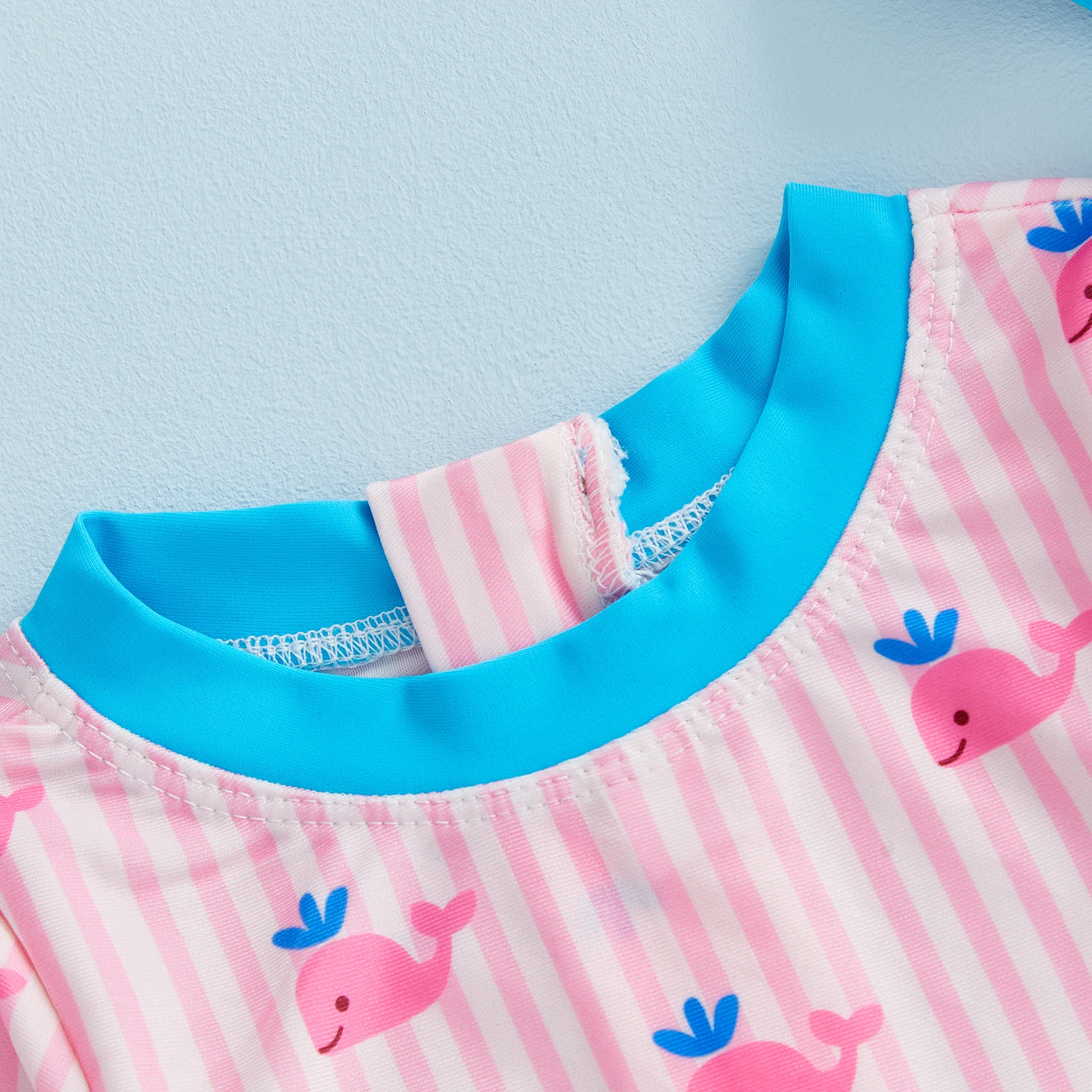 طفلة طفح الحرس ملابس السباحة وقبعة 2 قطعة مجموعة شريط الحوت طباعة طويلة الأكمام جولة الرقبة رومبير ملابس السباحة