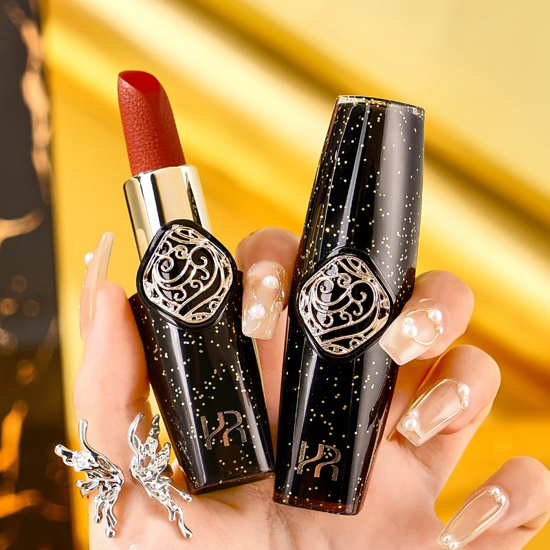 

Soft Light Mist Lipstick, High Color Rendering, Non-stick To Cups, Not Easy To Fade, Velvet Matte, Non-greasy Lipstick.