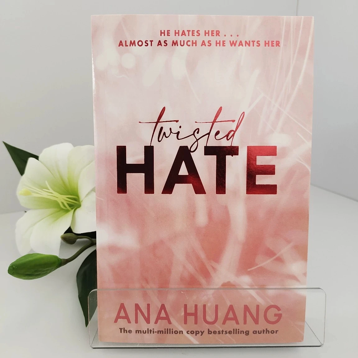 4 كتب/مجموعة من السلسلة الملتوية بقلم آنا هوانغ كتب الحب/الألعاب/الكراهية/الخطوط غلاف ورقي كتاب الرواية الإنجليزية