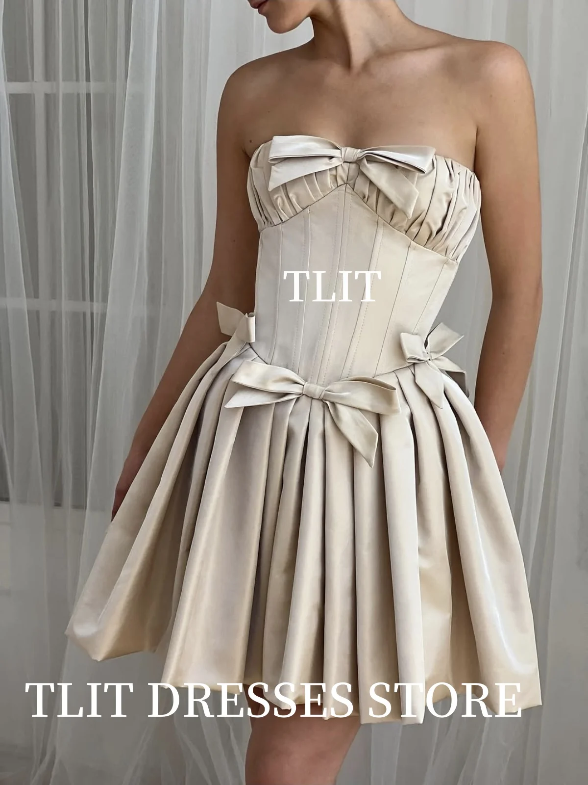 فساتين سهرة أنيقة قصيرة على شكل حرف a من TLIT مصنوعة من قماش التفتا والحرير بدون حمالات وثنيات وديكور فستان حفلات رسمي مخصص للحفلات