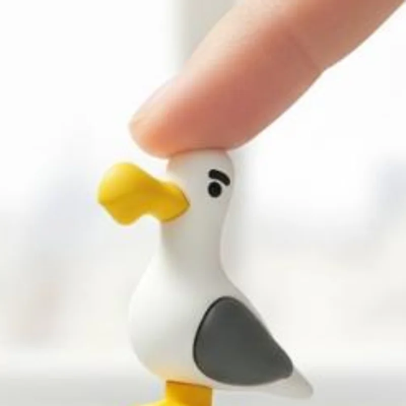 Funny Cute Seagull Shaped Fidget Keyboard Fidget Toys Keychain Finger Button Clicker Decompression Toys