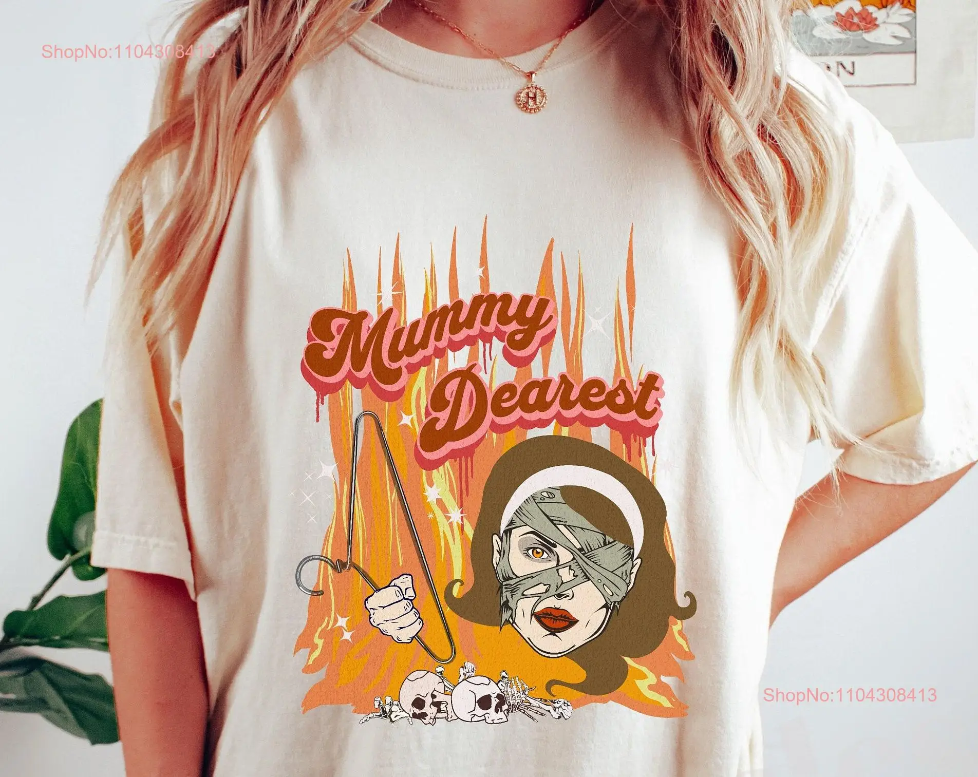 Halloween Mom T Shirt Fall 70s Retro Mummy Dearest Mommie Costume 80's Horror Movie Lover Film Festival