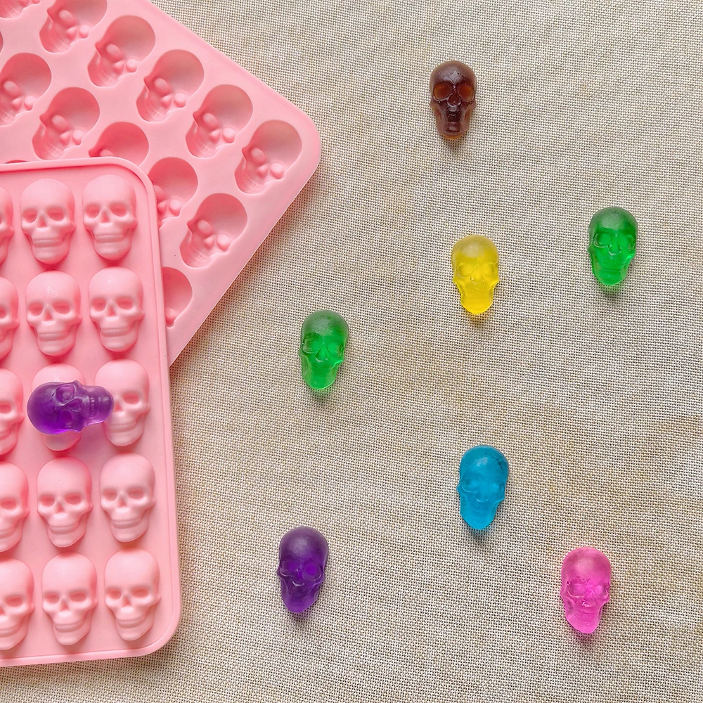 قطعة واحدة من قالب السيليكون للخبز على شكل جمجمة مكون من 40 فتحة، مناسب للشوكولاتة والحلوى والبودنغ والبسكويت وصينية الثلج