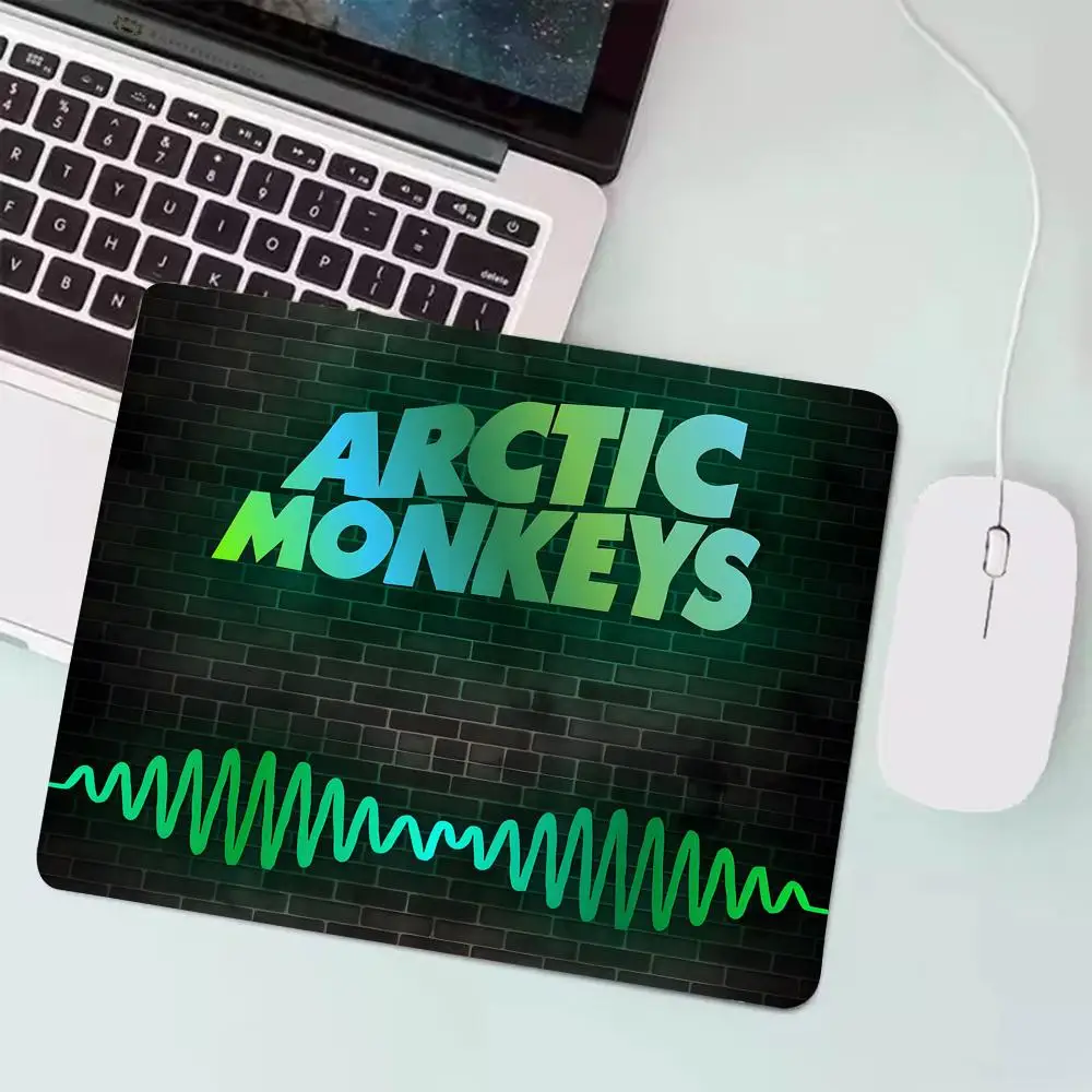 

Arctic Monkeys Music Album Mouse Pad PC Computer Mouse Mat Laptop Mice Mousepad Writing Desk Mats Manga Office Accessories 21x26