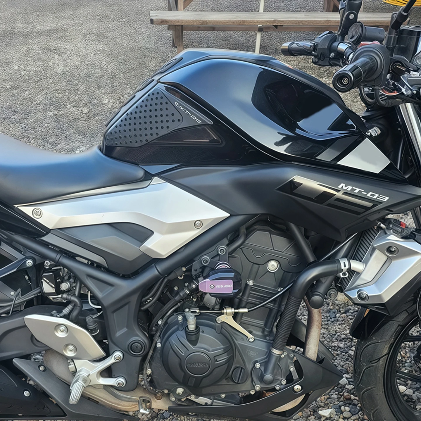 Compatible with Yamaha MT03 MT-03 2015-2019 Rubber Non-Slip Tank Traction Pads Scratch-Proof Stickers Heat-Resistant Side Sticke