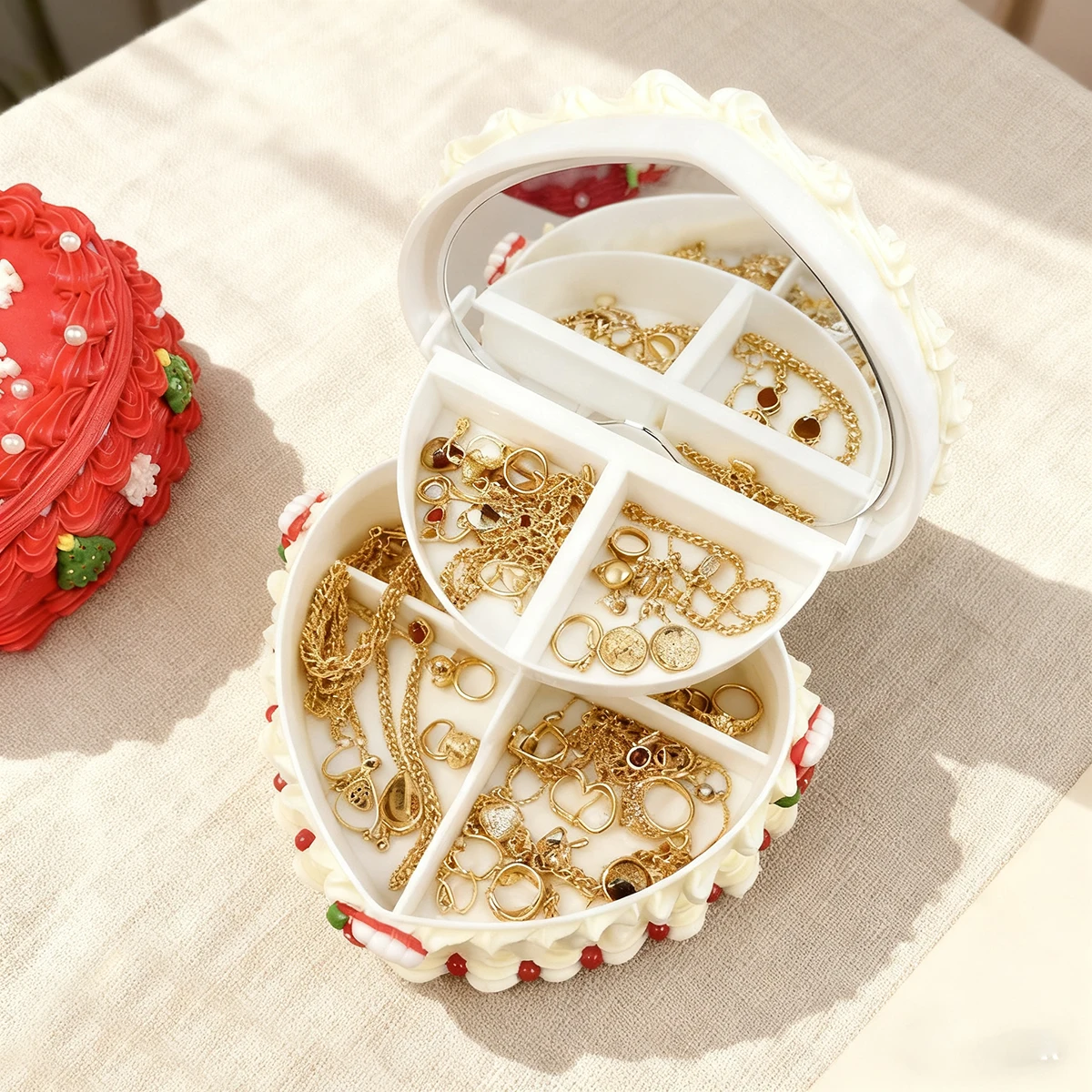 16cm PVC Cake Jewelry Box, Fake Desset Storage for Rings, Secret Treasure Chest, Creative Gift for Girls, Surprise Present