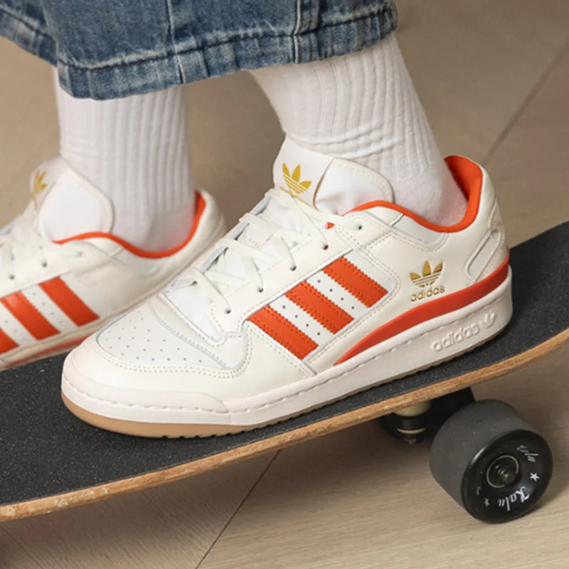 Adidas Originals FORUM LOW CL JQ1537 Abrasion Resistant Breathable Low Top Skateboard Shoes Unisex White Orange