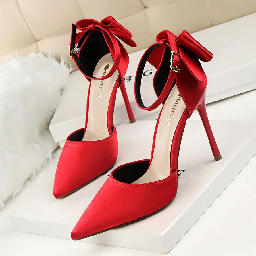 

Women's shoes with thin heels, high heels, shallow mouth, pointed toe, satin, hollow back, bow, straight strap, sandals
