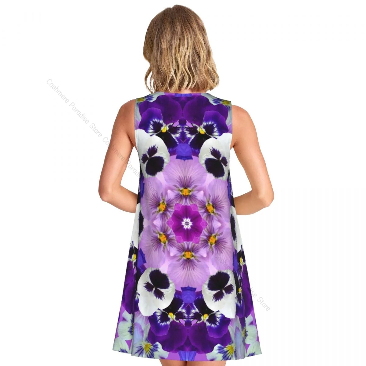 ชุดสตรีดอกไม้ที่งดงามฤดูร้อนชุดเสื้อยืดลําลองชายหาดปกขึ้นชุดถัง