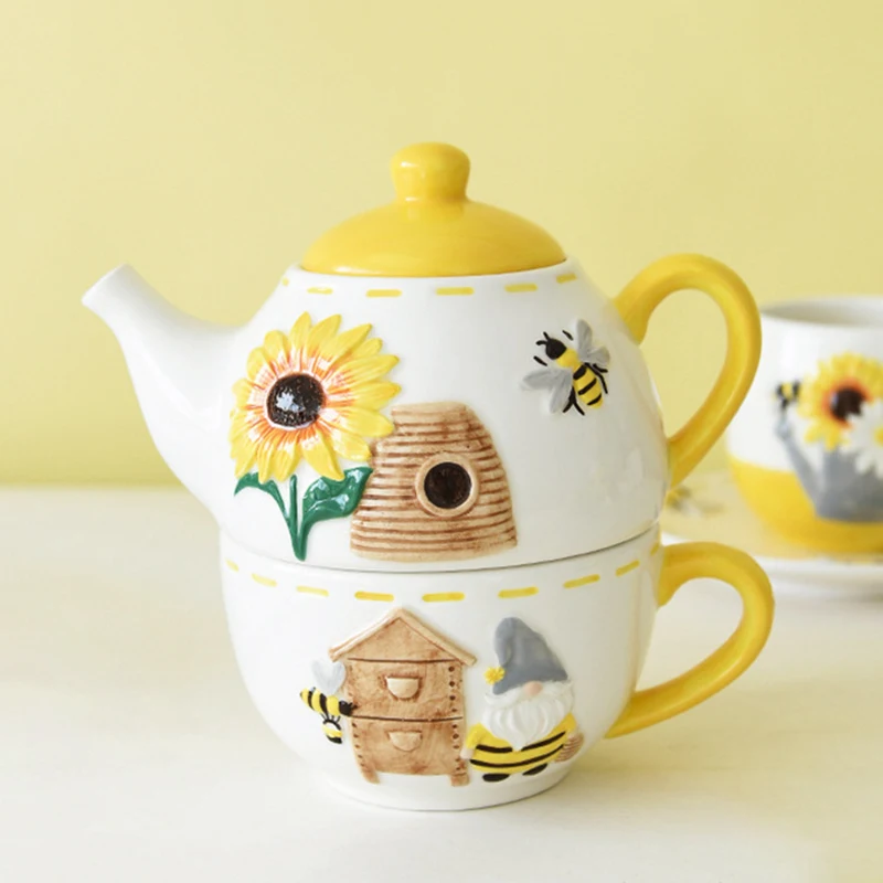 

400ml Ceramic Tea for One Set Yellow Bee Teapot Tea Cup Set Sunflower Dwarf Gnome Coffee Mug Microwave Safe
