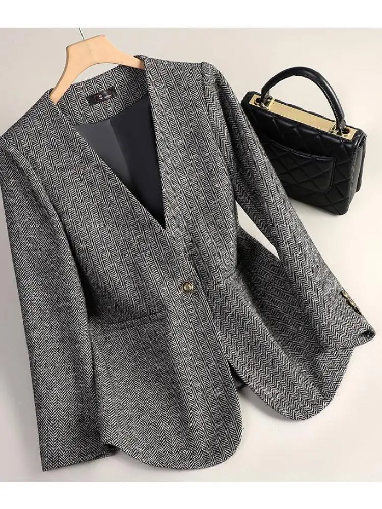 

Korean Fashion Women Brown Long Sleeve Slim Woolen Blazer Coat 2024 New Autumn Winter Ladies Grey V Neck Single Button Jacket